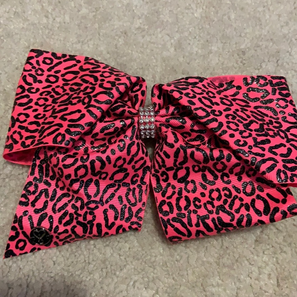 JoJo bow